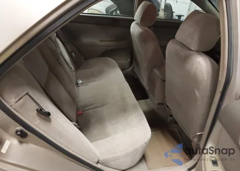 2002 Toyota Camry Le from USA, damaged, VIN 4T1BE32KX2U572131